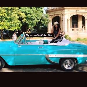 Meet your Posher, Elizabeth